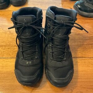 Under Armour Women’s Boots